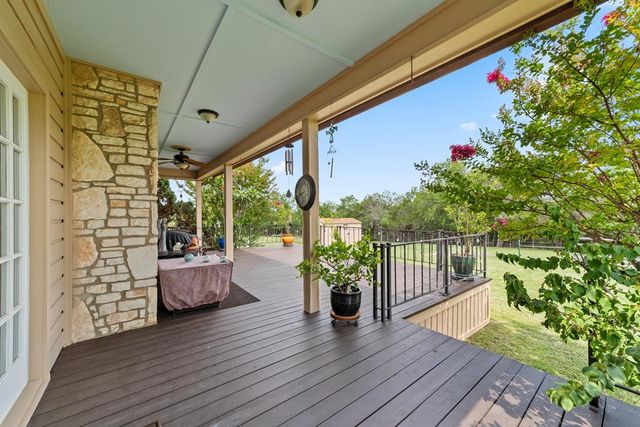 157 Wharton Rd, Kerrville, TX 78028