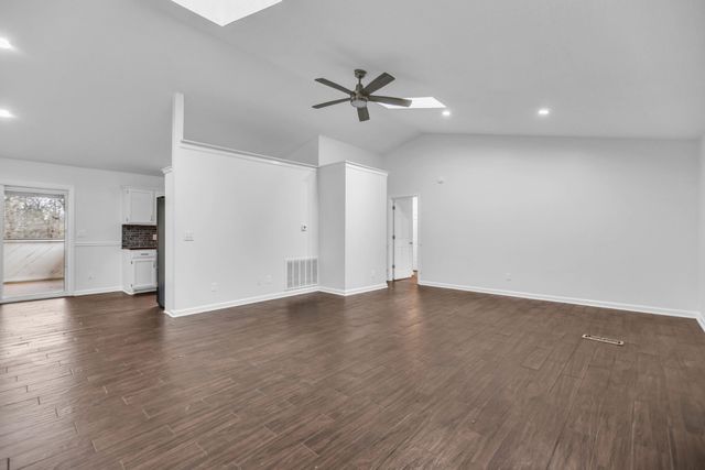 406 Andes Dr, Columbia, TN 38401