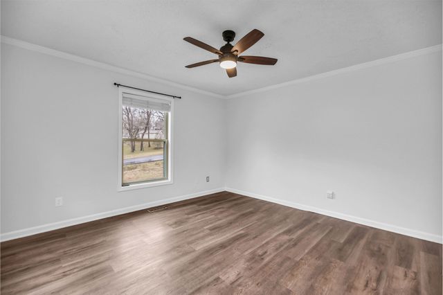 406 Andes Dr, Columbia, TN 38401