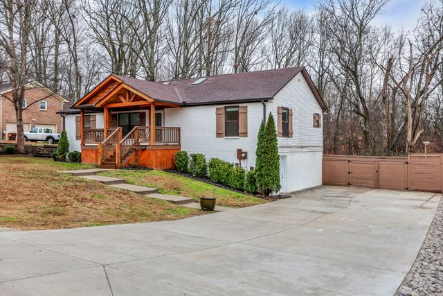 406 Andes Dr, Columbia, TN 38401