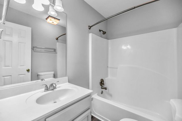 406 Andes Dr, Columbia, TN 38401