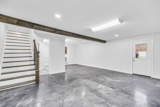 406 Andes Dr, Columbia, TN 38401