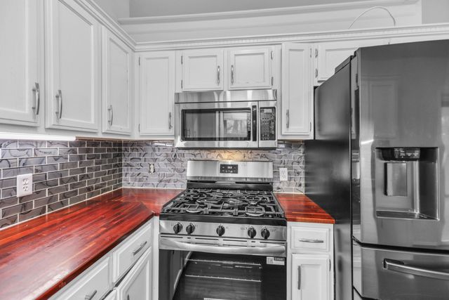 406 Andes Dr, Columbia, TN 38401