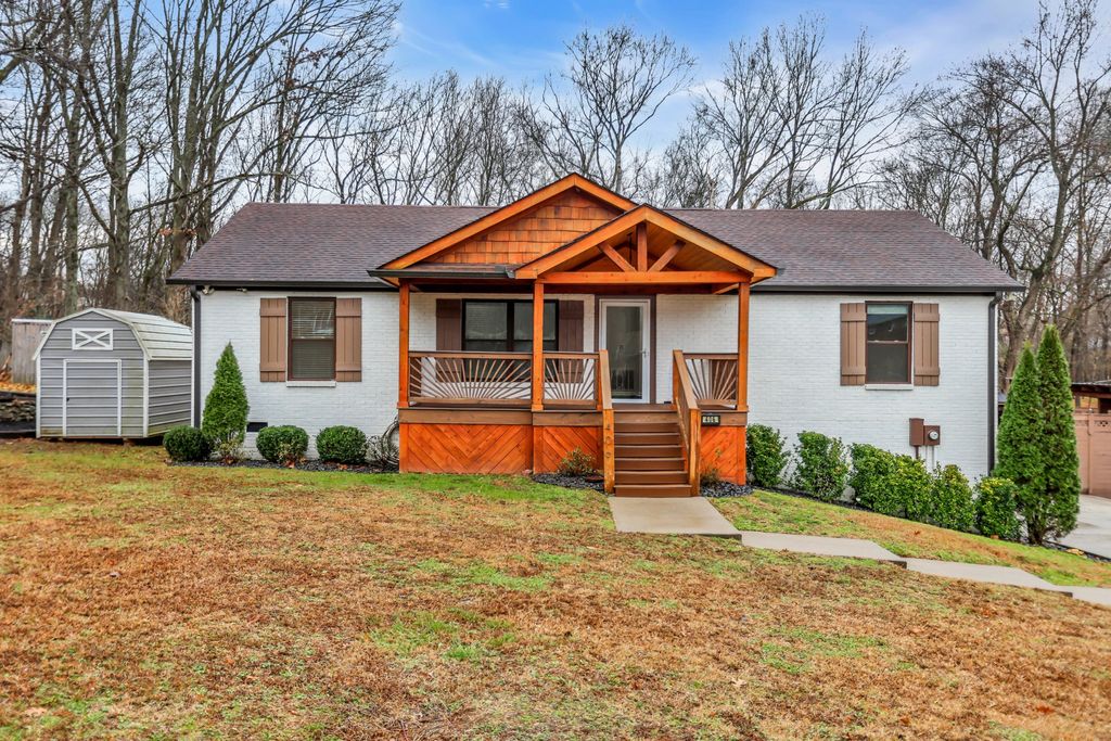 406 Andes Dr, Columbia, TN 38401