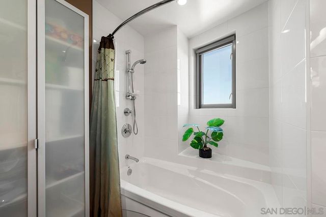 1441 9th Avenue 901, San Diego, CA 92101