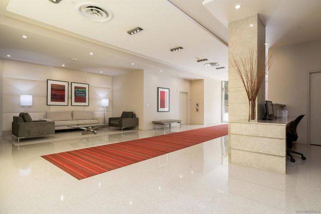 1441 9th Avenue 901, San Diego, CA 92101