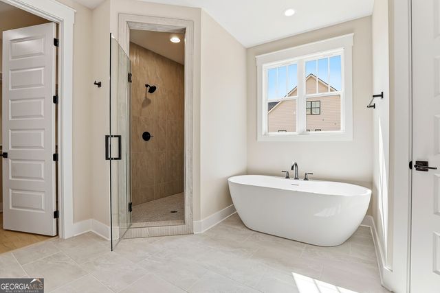 140 Wrights Trace 21, Fayetteville, GA 30215