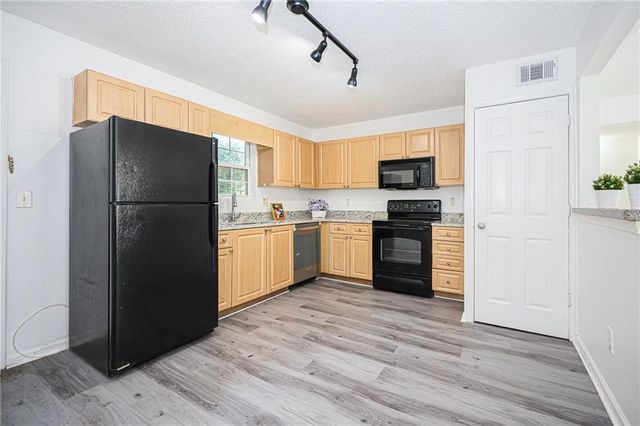 3665 Chestnut Drive F2, Atlanta, GA 30340