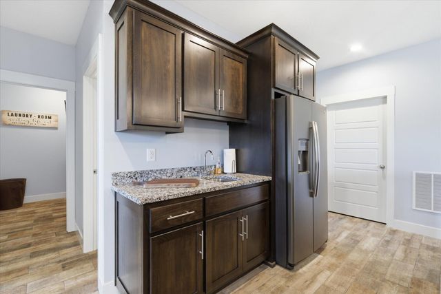 141 Lilac Lane, Clever, MO 65631