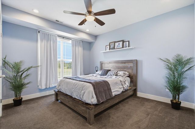 141 Lilac Lane, Clever, MO 65631