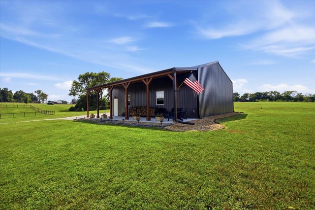141 Lilac Lane, Clever, MO 65631