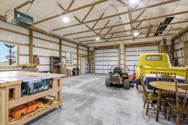 141 Lilac Lane, Clever, MO 65631