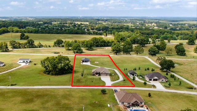 141 Lilac Lane, Clever, MO 65631