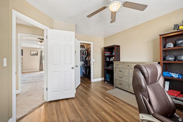 6902 S LYNARIA CT, West Jordan, UT 84081