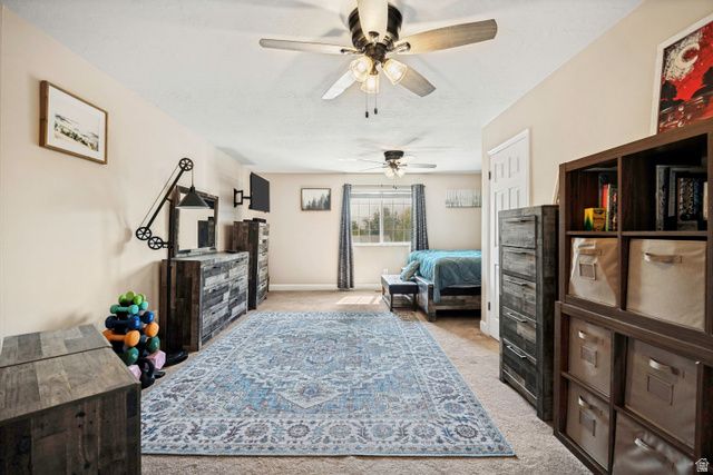 6902 S LYNARIA CT, West Jordan, UT 84081