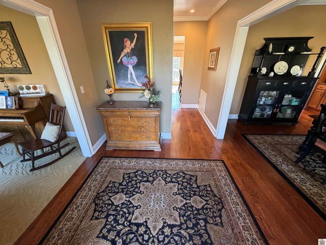 5710 Kentucky Dam Rd 632 X 243 X 51 X 218 X 21, Paducah, KY 42001