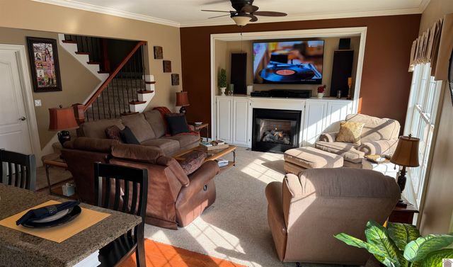 5710 Kentucky Dam Rd 632 X 243 X 51 X 218 X 21, Paducah, KY 42001