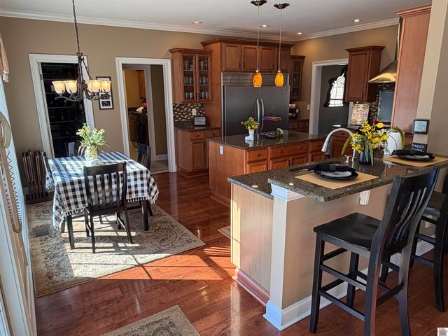 5710 Kentucky Dam Rd 632 X 243 X 51 X 218 X 21, Paducah, KY 42001