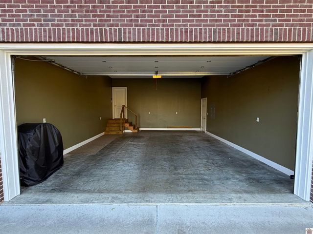 5710 Kentucky Dam Rd 632 X 243 X 51 X 218 X 21, Paducah, KY 42001