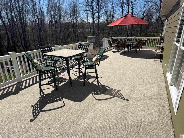 5710 Kentucky Dam Rd 632 X 243 X 51 X 218 X 21, Paducah, KY 42001