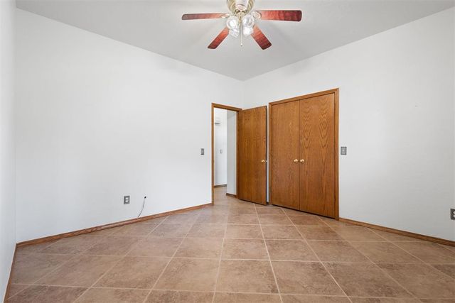2405 Powderhorn, Edmond, OK 73034