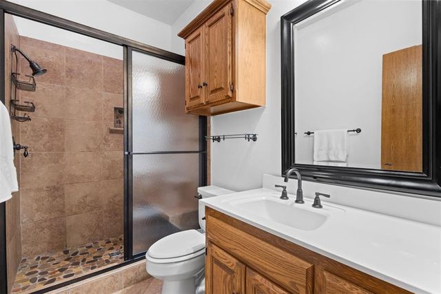 2405 Powderhorn, Edmond, OK 73034