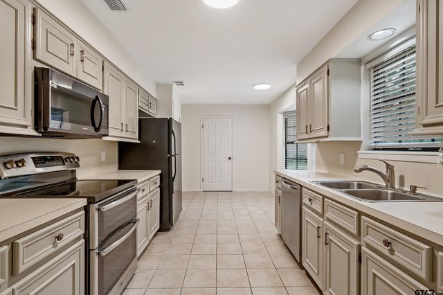 3619 Leaning Oaks, Flint, TX 75762