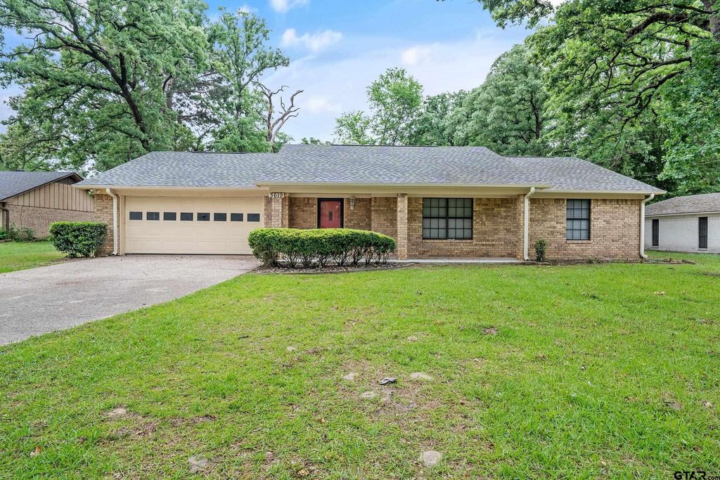 3619 Leaning Oaks, Flint, TX 75762