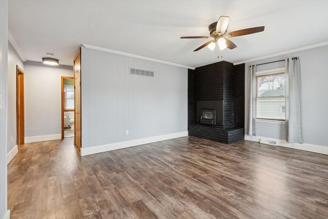 2047 32ND Street, Rock Island, IL 61201