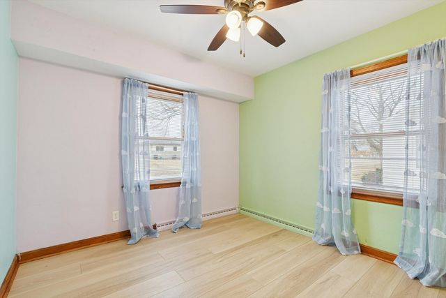 2047 32ND Street, Rock Island, IL 61201