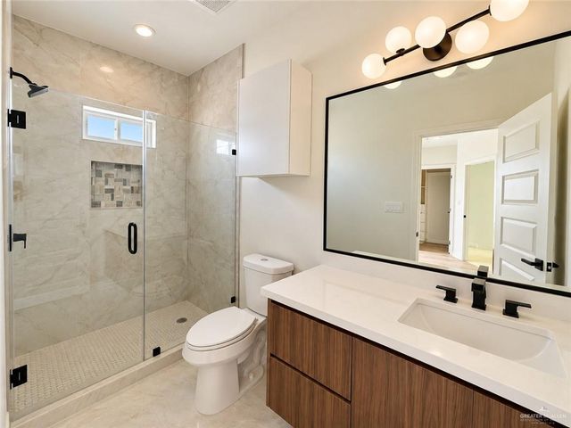 9407 Providence Avenue H, Mcallen, TX 78504