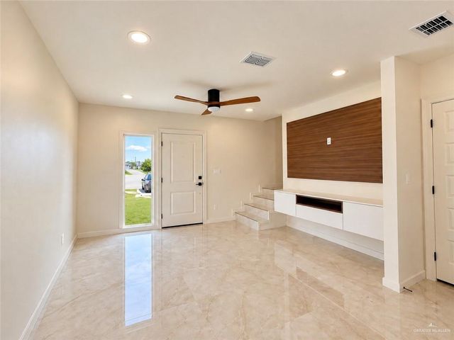 9407 Providence Avenue H, Mcallen, TX 78504