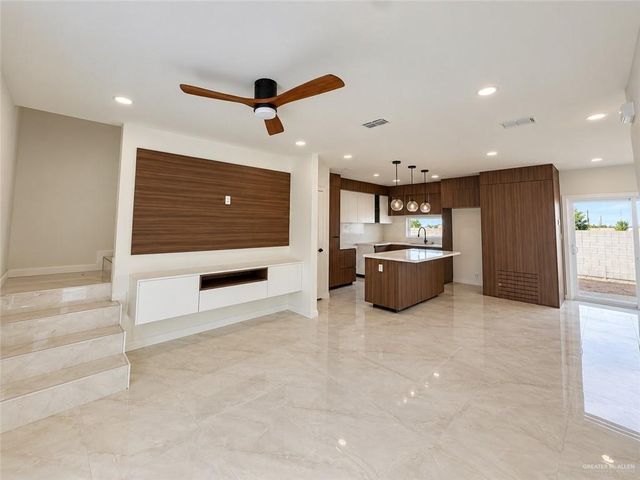 9407 Providence Avenue H, Mcallen, TX 78504