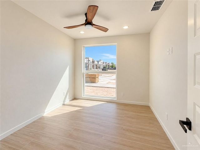 9407 Providence Avenue H, Mcallen, TX 78504