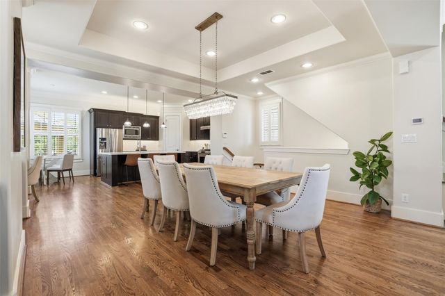 542 Oxford Street, Houston, TX 77007