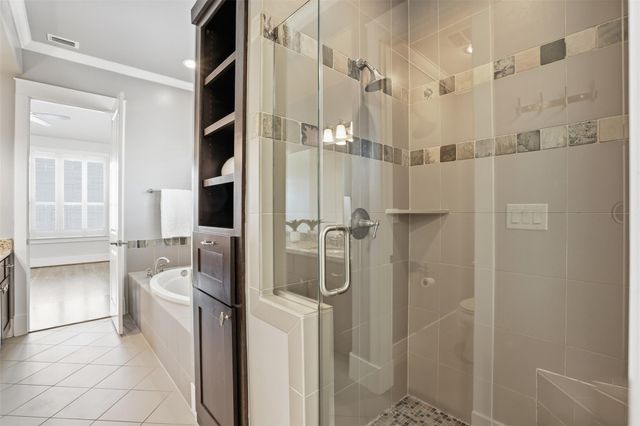 542 Oxford Street, Houston, TX 77007