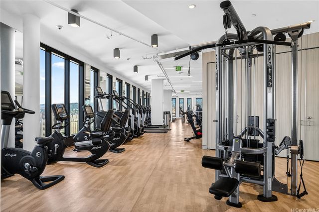 987 Queen Street 2616, Honolulu, HI 96814