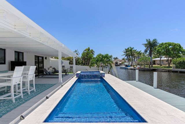 160 SE 12th Court, Pompano Beach, FL 33060