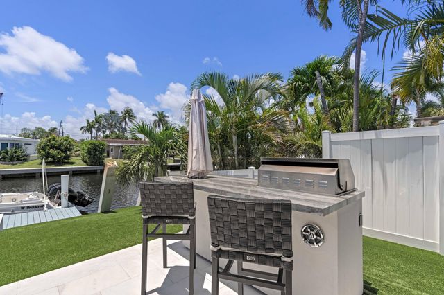 160 SE 12th Court, Pompano Beach, FL 33060