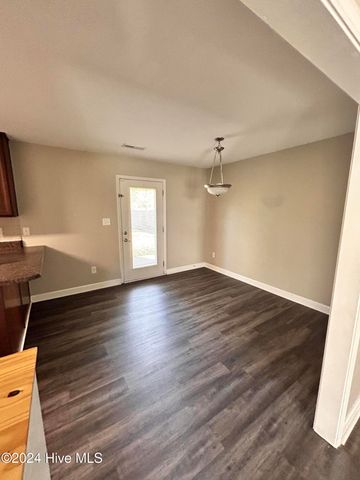 106 Blueberry Fields Road, Maple Hill, NC 28454