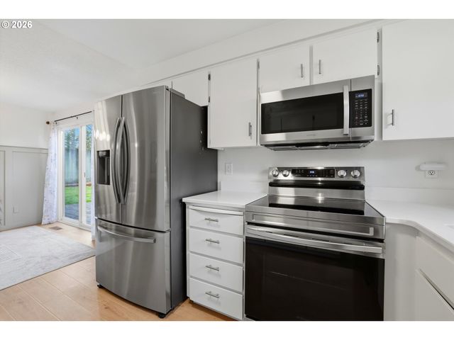 13583 Sw 64TH Ave, Portland, OR 97219