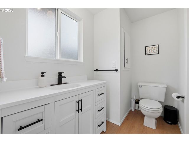 13583 Sw 64TH Ave, Portland, OR 97219