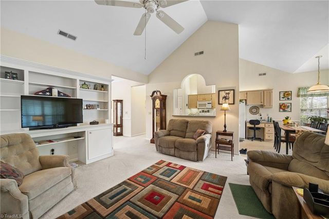 2912 Windmere Court, Winston-salem, NC 27103