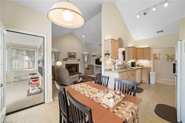 2912 Windmere Court, Winston-salem, NC 27103