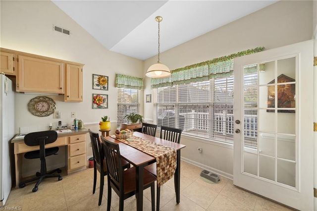 2912 Windmere Court, Winston-salem, NC 27103