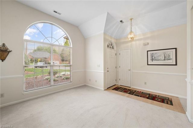 2912 Windmere Court, Winston-salem, NC 27103