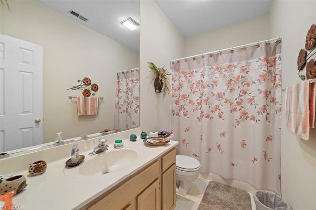 2912 Windmere Court, Winston-salem, NC 27103