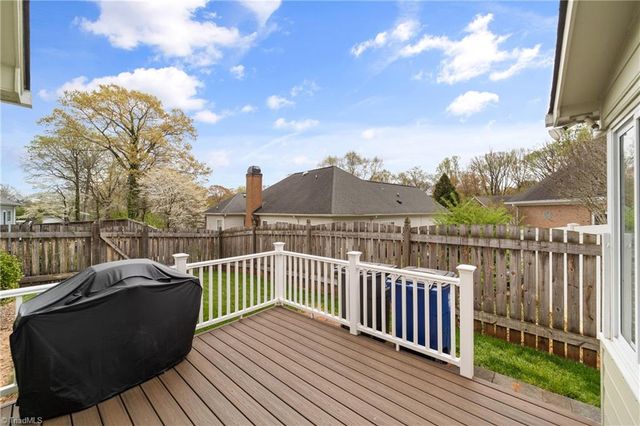 2912 Windmere Court, Winston-salem, NC 27103