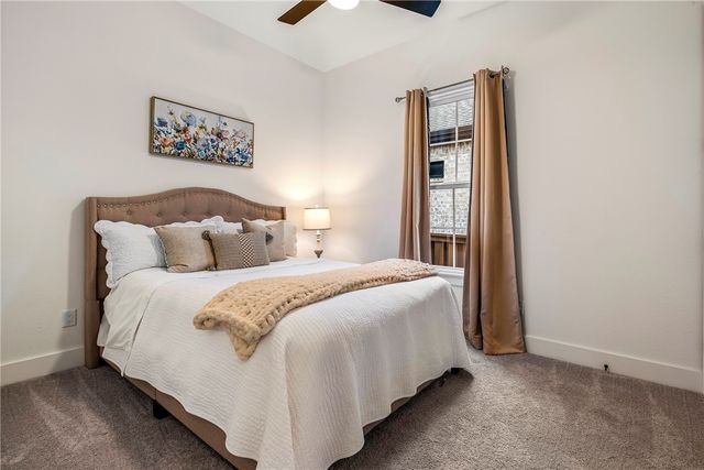 6201 SW Beacon Street, Bentonville, AR 72713