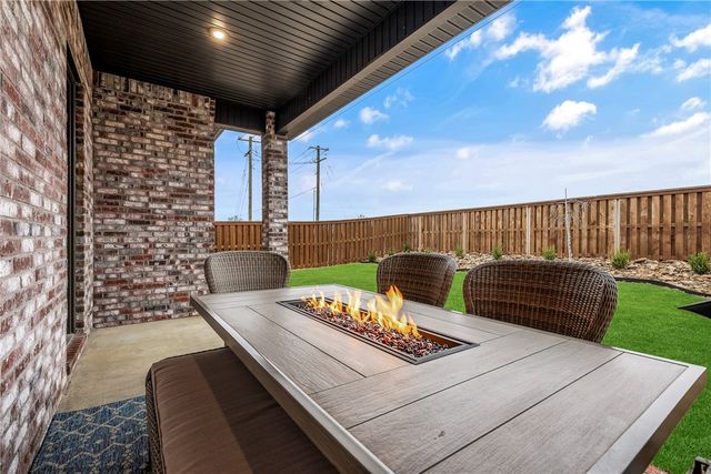 6201 SW Beacon Street, Bentonville, AR 72713